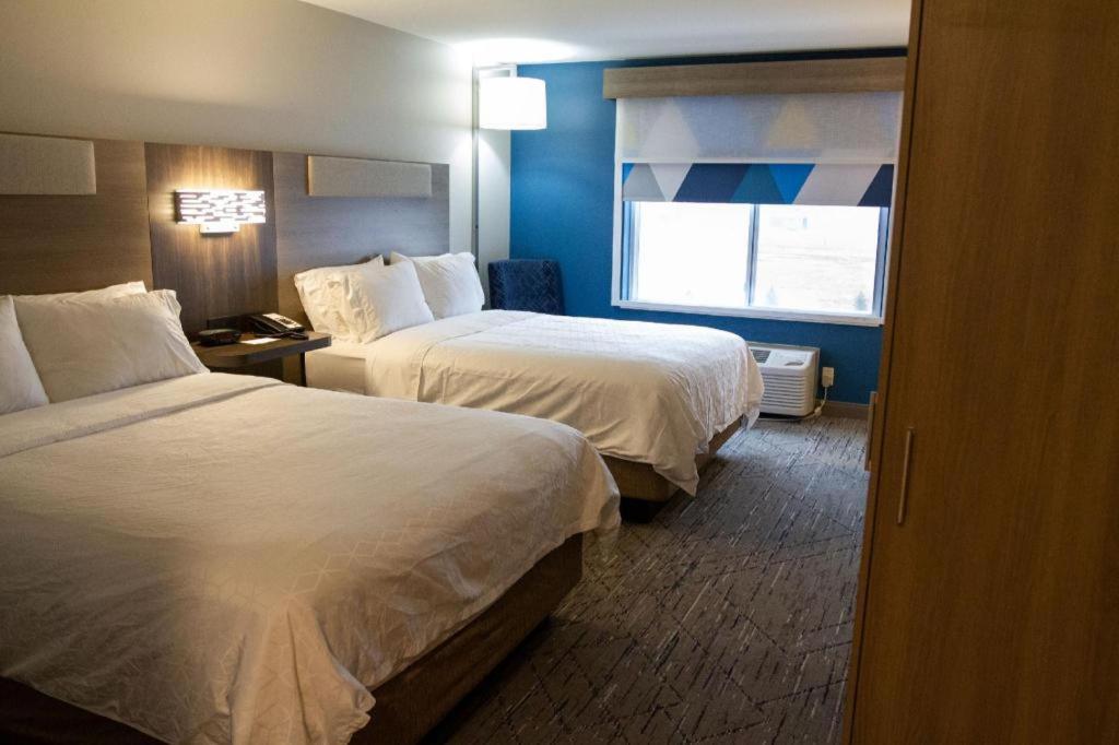 Holiday Inn Express O'Neill By Ihg Bagian luar foto